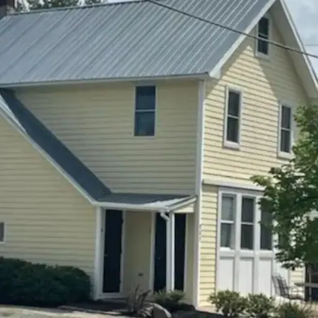 Historic Chesapeake City Stay