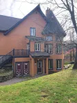 Comfy condo - Les Manoirs minutes from the hill