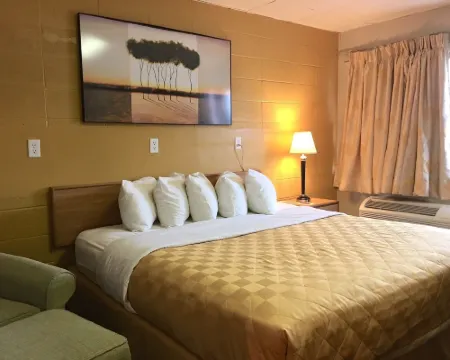Red Carpet Inn Duncannon Hotels in Perry County