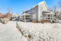 Serene and Updated Escape 1 Mi to Heritage Landing Hotels near Walmart Supercenter