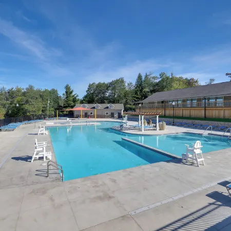 Poconos Hot Tub Haven! 14 Mi to Camelback Resort