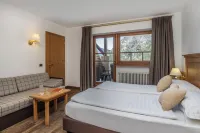 Kinderhotel Adriana Hotels in Ledro