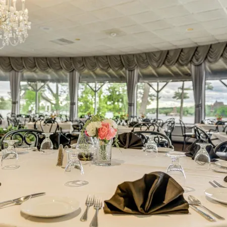 Bonnie Castle Resort & Marina