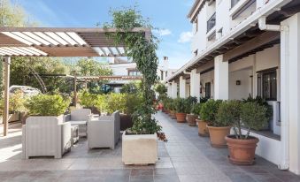 Hotel Alcadima