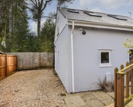Abode Hotels in Axminster