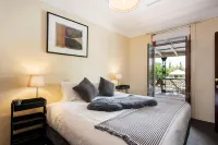 The Woolpack Hotel Hotels in Eurunderee