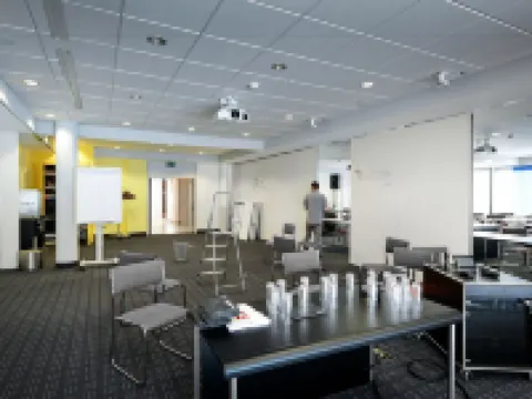 シティ ホテル ビエル ビエンヌ ビールのホテル