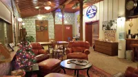 Full Moon Inn Hotels in Fredericksburg