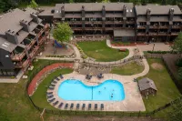 Caribou Highlands Lodge - Pools