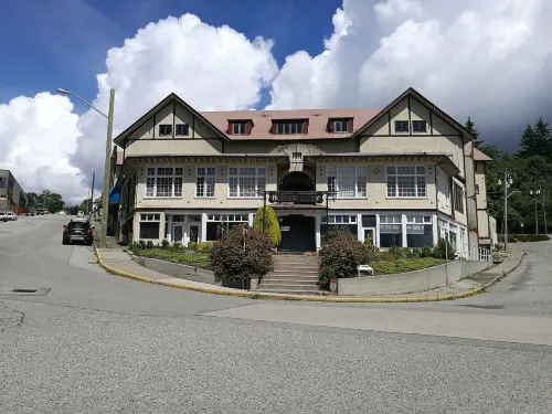Rodmay Hotel Hotel di Powell River