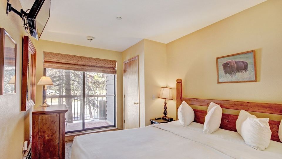 Wake up to Winter Wonderland 1Br 1Ba-Downtown Breck Sleeps 4