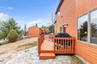 Moxham 58h - Adirondack Retreat Mountain Views 3 Bedroom Townhouse by The Summit at Gore Mountain