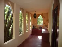 Mundo Milo Eco Lodge Hotels in Emerald Woods