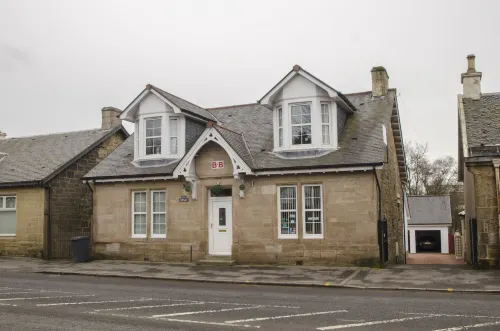 Knight's Rest Guest House Hôtels à : Shotts