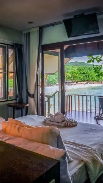 ห้องพร้อมระเบียงติดชายหาด