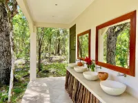 Glamping Bunga Lotus