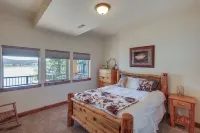 Loon Lake Waterfront Retreat: 2 Decks & Dock! - 3-Star