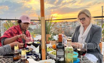 Un Ponto- the Pearl of San Miguel