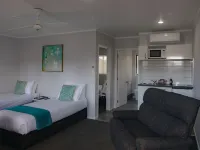 BK's Palm Court Motor Lodge Hotels near Gisborne Airport