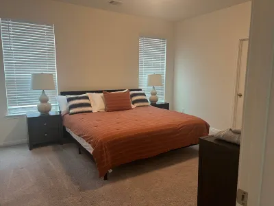 Summerhouse Villa 4br 2 and half ba Home 틸 룬 노스 공원 주변 호텔