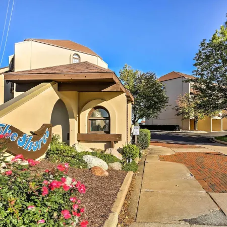 Waterfront Port Clinton Condo w/ Pool Access!