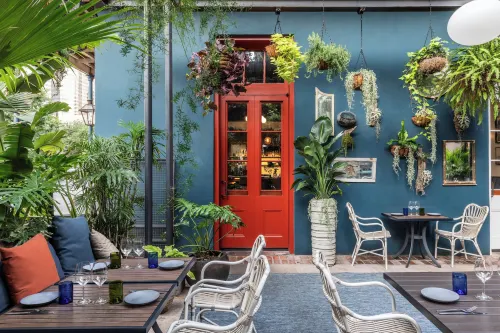 Copper Vine Wine Pub & Inn