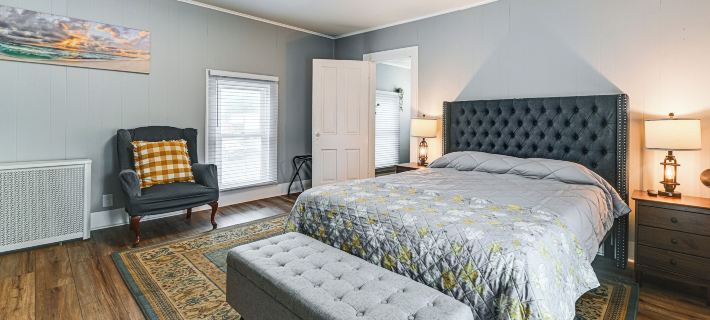Near Lake & Wineries: Spacious Union Springs Home! Hotels in Cayuga County