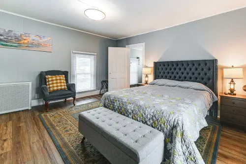 Near Lake & Wineries: Spacious Union Springs Home! - Country Houses
