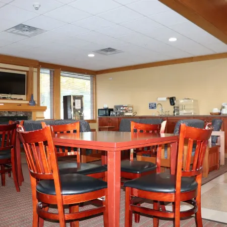 Prairie Inn and Suites Holmen/La Cross