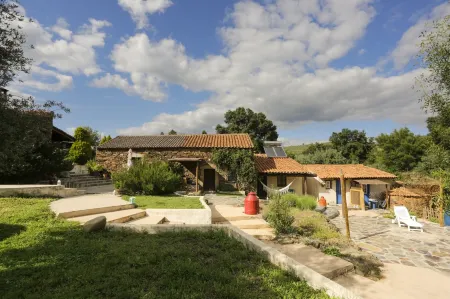 Moinho do Maneio Отели в г. Меймоа