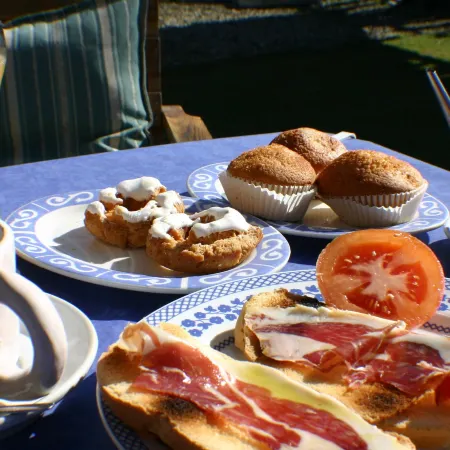 El Canchal de la Gallina -Cafetería -Aparcamiento Gratis - Jacuzzi