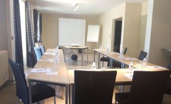 Logis Hotel-Restaurant Saint Romain