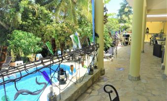 2 Bedroom 'Bird Watching Vacation' Villa - Housity