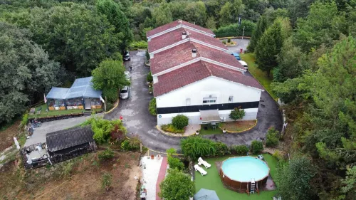 Hotel Apartamentos Rock Star Hotels in San Ciprian de Vinas