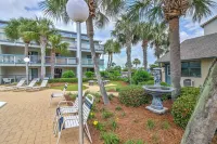 Steps to the Beach: PCB Condo w/ Balcony! - parking