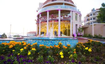 Golden Lili Resort & Spa