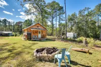 Quaint Abbeville Cabin Studio w/ Gas Grill! - Wifi