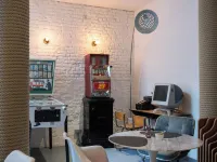 Hotel Retro Отели рядом с достопримечательностью «Станция метро Botanique»