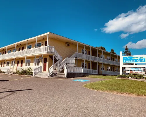 The Cavendish Motel Hotels in Queens County