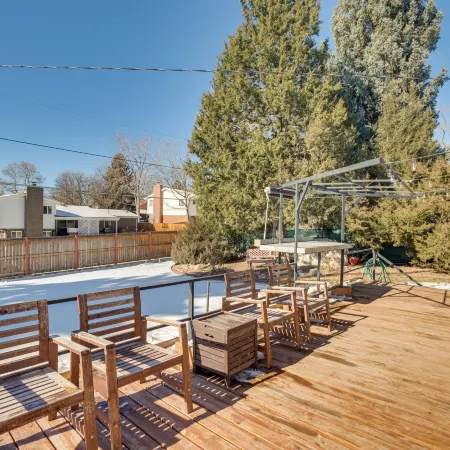 9 Mi to Dtwn: Quiet South Denver Apartment
