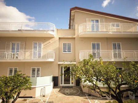 Villa Florisia Отели в г. Gragnano