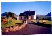 Luxurious 4 star dormer cottage in Cloghane  Dingle Peninsula Callaghan's Garden附近的飯店