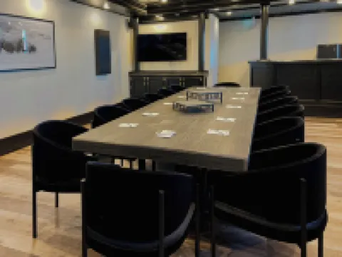 Edgewater Hotel Hotels in Whitehorse