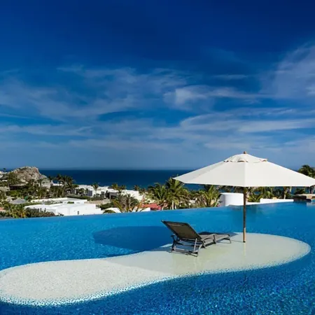 Beautiful Holiday Villa in a Prime Location in Cabo San Lucas 1007