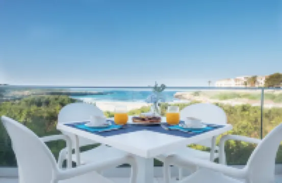 Fergus Style Carema Beach