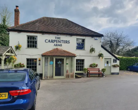 The Carpenters Arms Hotels in Newbury