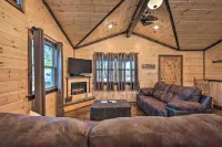 Updated Cabin w/ Fire Pit: 2 Mi to Utv & Hike - 3 tähden