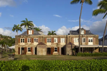 Copper and Lumber Store Hotel Отели рядом с достопримечательностью «Mamora Bay»