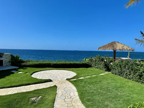 Stunning Ocean View Hotels in Orange Bay
