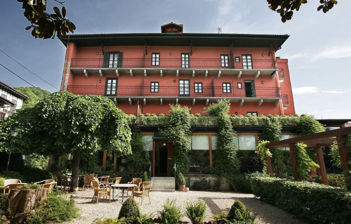 Churrut Hotel